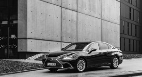 Lexus ES300 - local